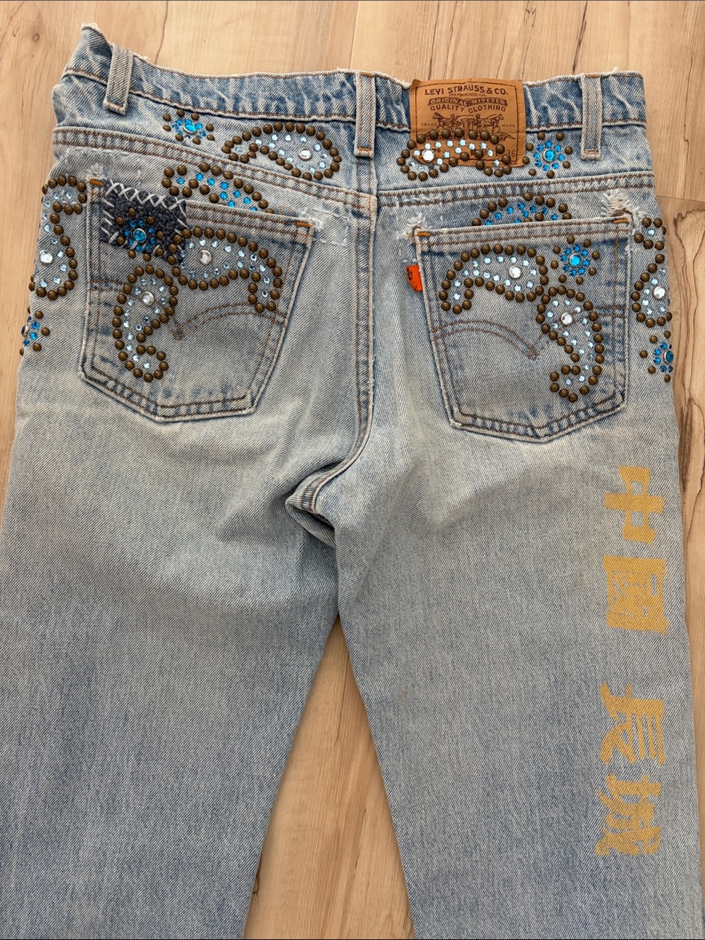 Levi's Light Blue Embellished Wide-Leg Jeans - Picture 7 of 9
